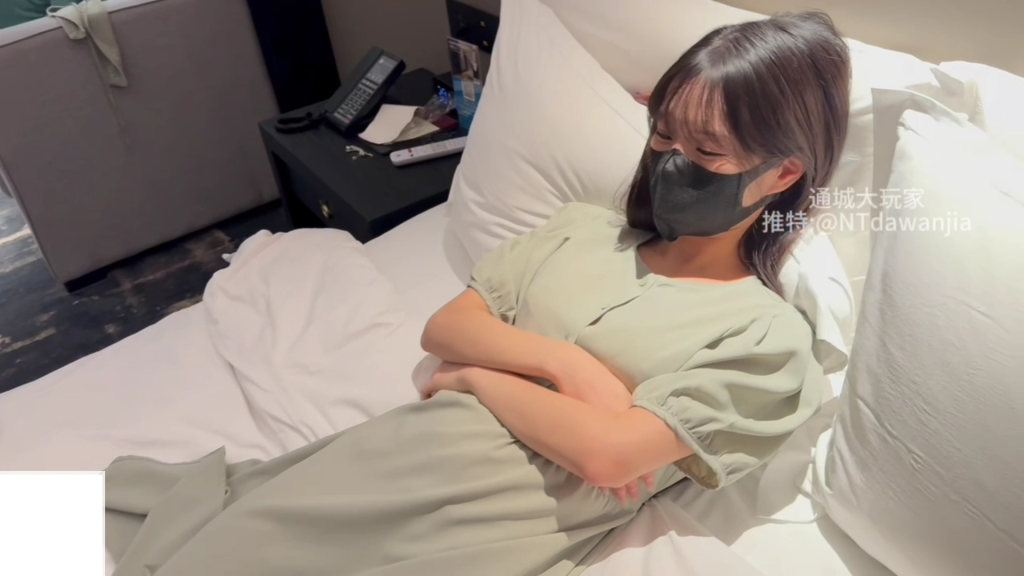 18X.真人视频-被姐姐踩脸的感觉真不错-异梦资源站